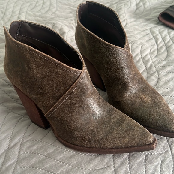 Vince Camuto | Shoes | Vince Camuto Booties | Poshmark